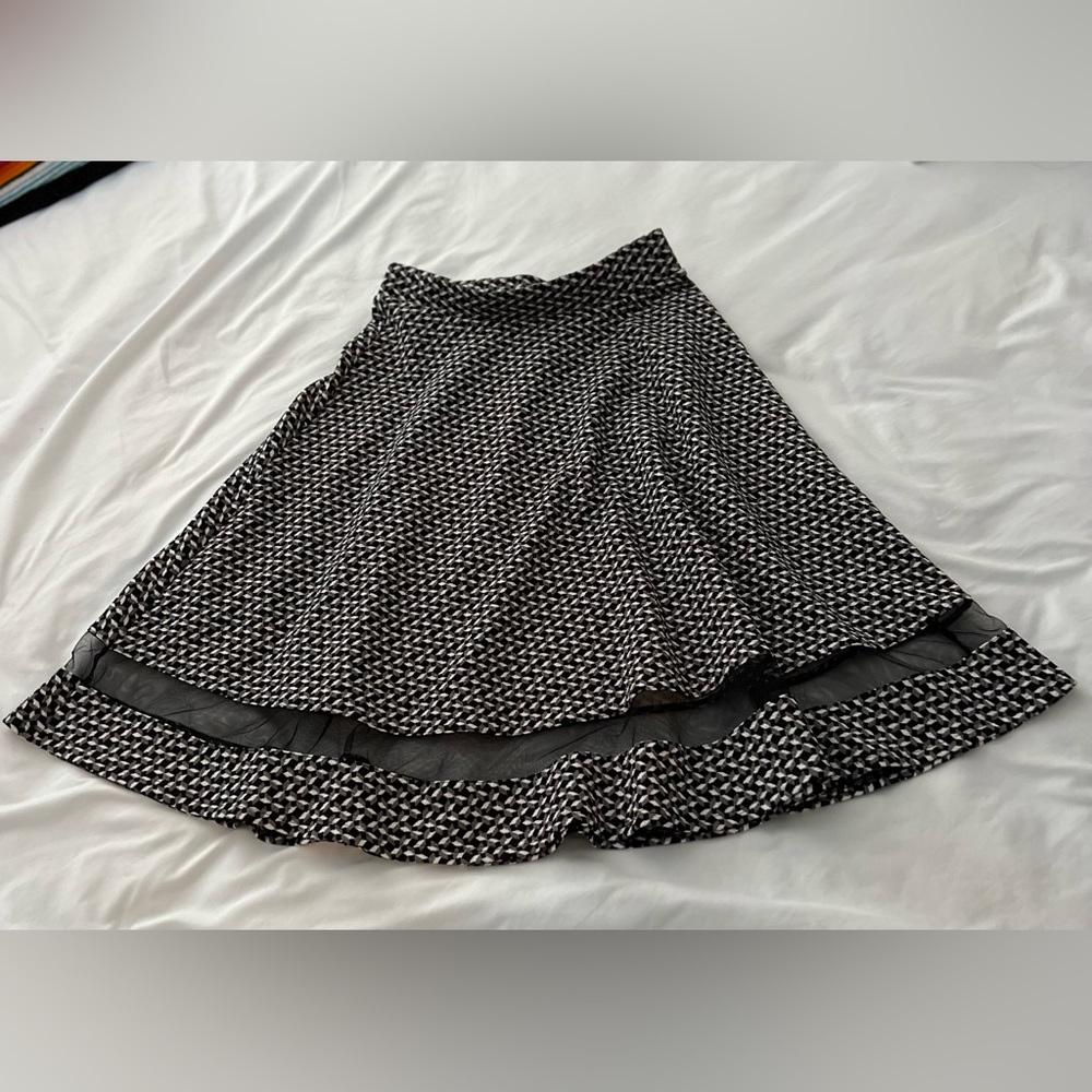 Flattering knee length skirt